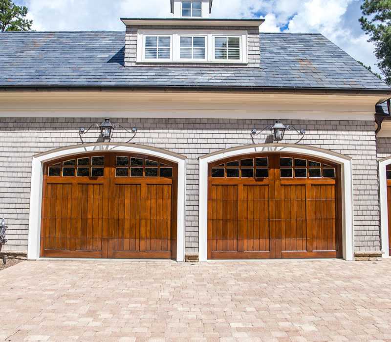 Outdoor wooden garage door, FL