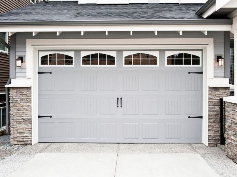 Matching Your Garage Door Style To Your Home